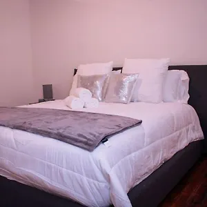 cozy-stylish-downtown-loft.saint-louishotels.com/