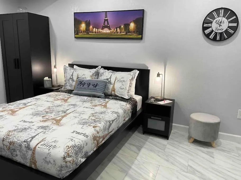 Apartment The Little Paris Suite Tampa United States